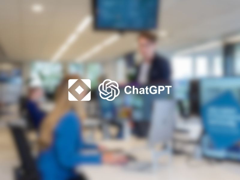 Twee collega’s in overleg op een modern kantoor over toepassingen van Generative Engine Optimization (GEO)